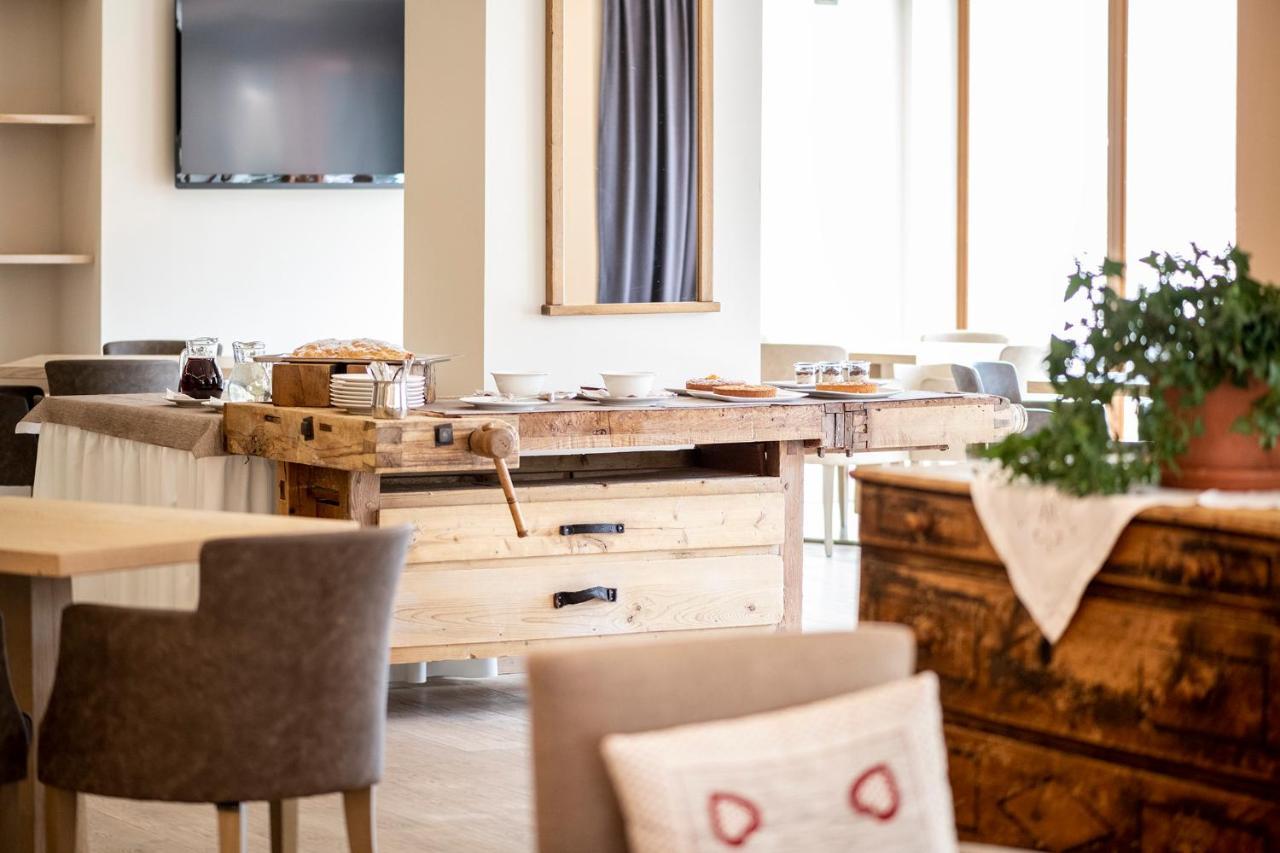 Design & Suite Hotel Ciarnadoi Vigo di Fassa Exterior photo