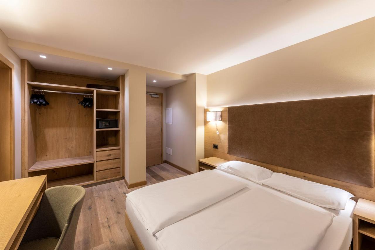 Design & Suite Hotel Ciarnadoi Vigo di Fassa Exterior photo